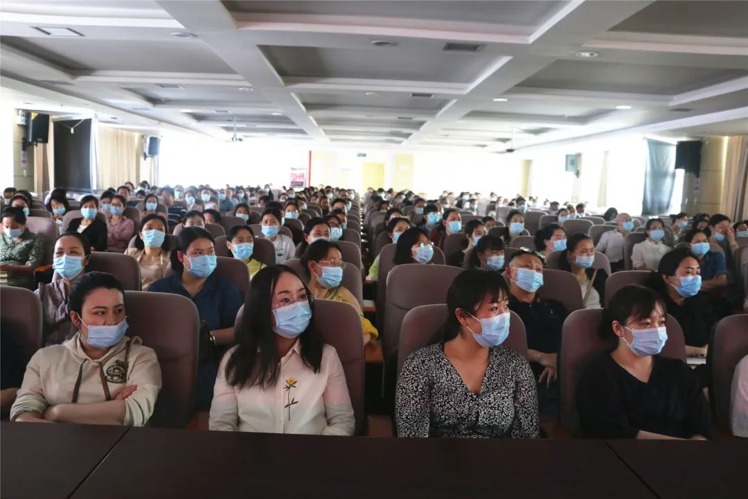 我院举行新型冠状病毒预防与控制技术指南（第二版）与医院感染全