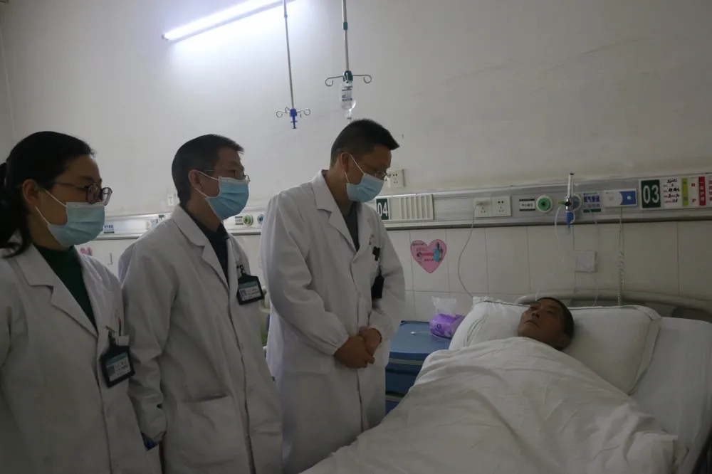 隆回人民医院胃肠血管外科完成首例“肠系膜上动脉切开取栓”手术