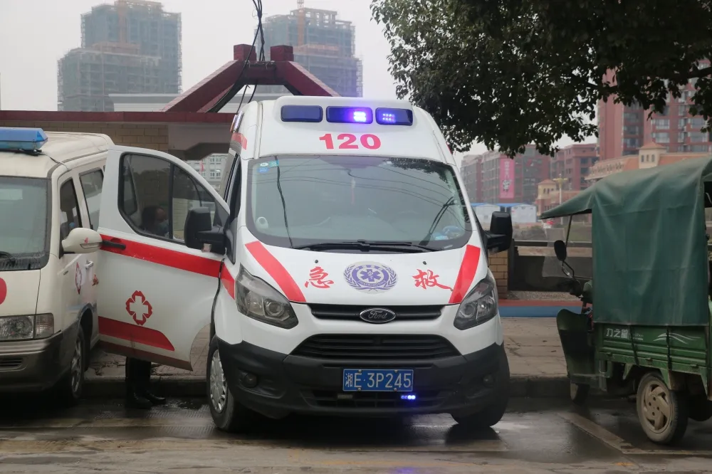 急救大练兵！隆回县人民医院产科再次开展产后出血急救演练