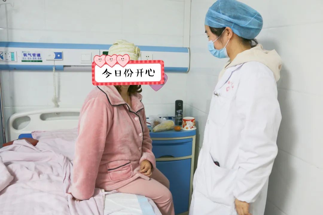隆回人民医院：年轻孕妈厕所产子，医护接力母子平安