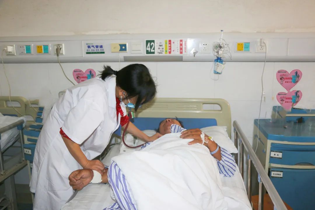 隆回县人民医院：畅通双向转诊机制，共同守护患者健康