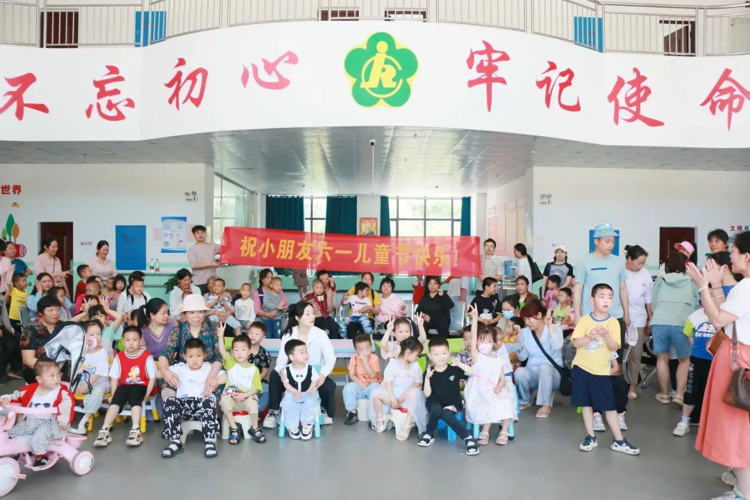 【民生实事】隆回县人民医院儿童康复中心开展“迎六一”活动