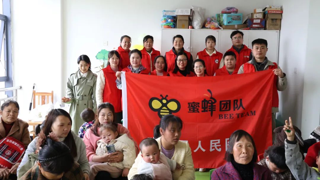 携手点亮 “星星” 之光：隆回县人民医院孤独症关爱行动温情启航